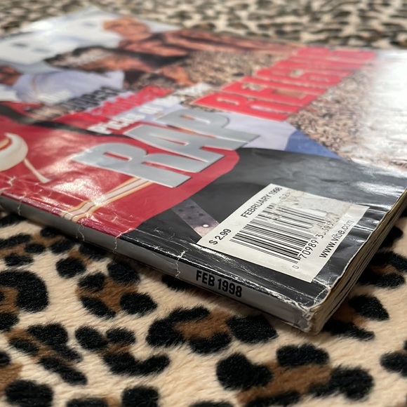 1998 VIBE Magazine RAP REIGNS SUPREME 👑 February Issue Hip Hop Rare Archive 90s - Picture 7 of 17